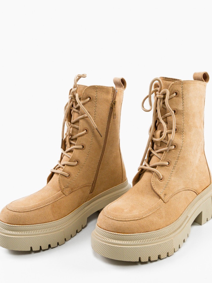 Ghete dama Julie Camel