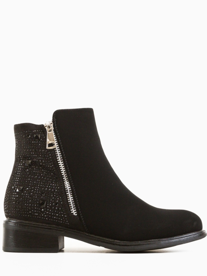 Ghete dama Julay Negre