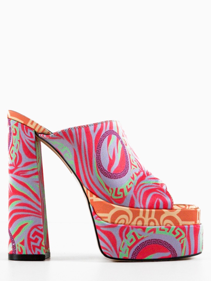 Saboti dama Hirst Roz