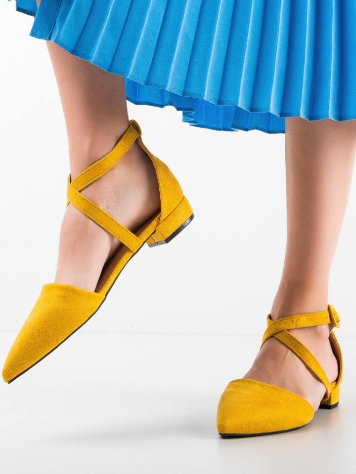 Balerini dama Ewen Galbeni