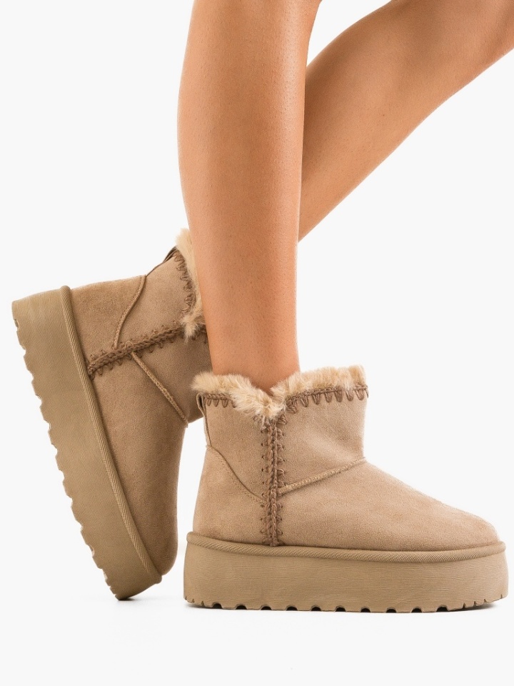 Cizme tip Ug Rarrt Negre