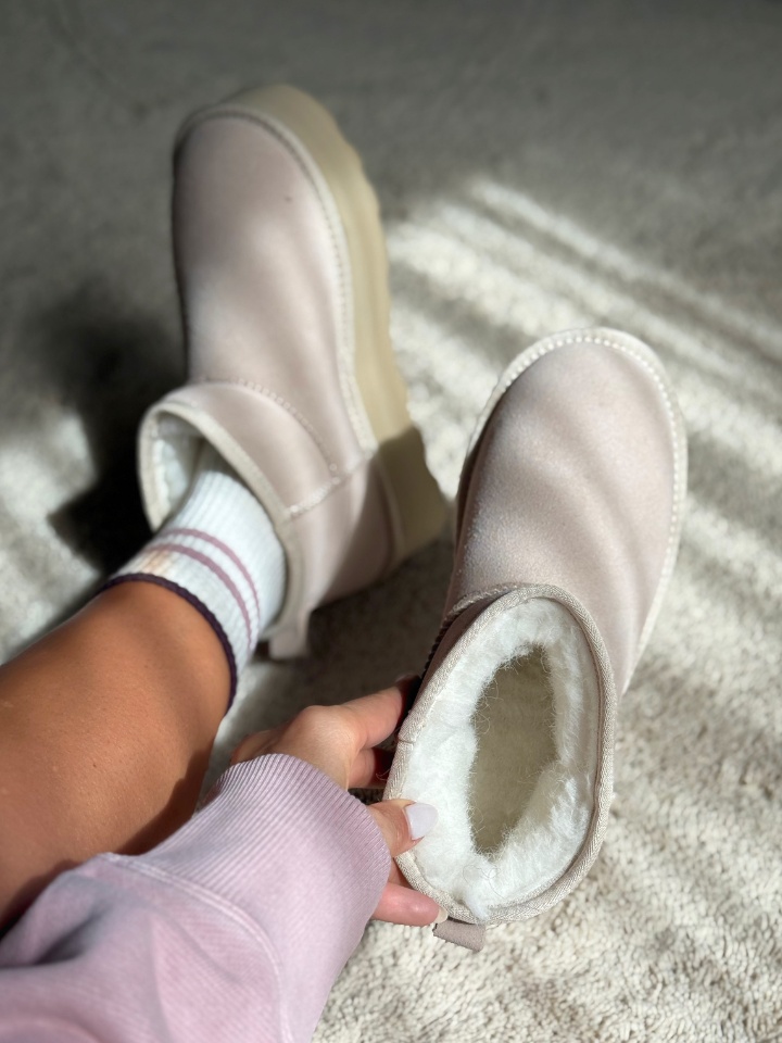 Cizme tip Ug Keston Negre