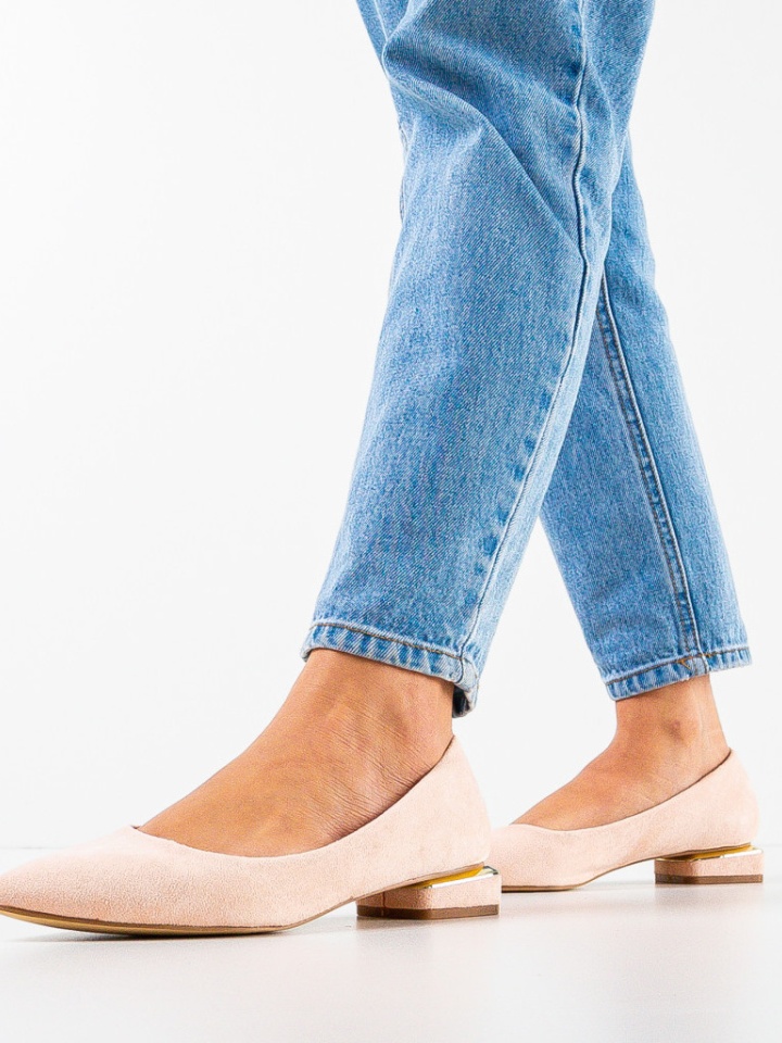 Balerini dama Chira Negri