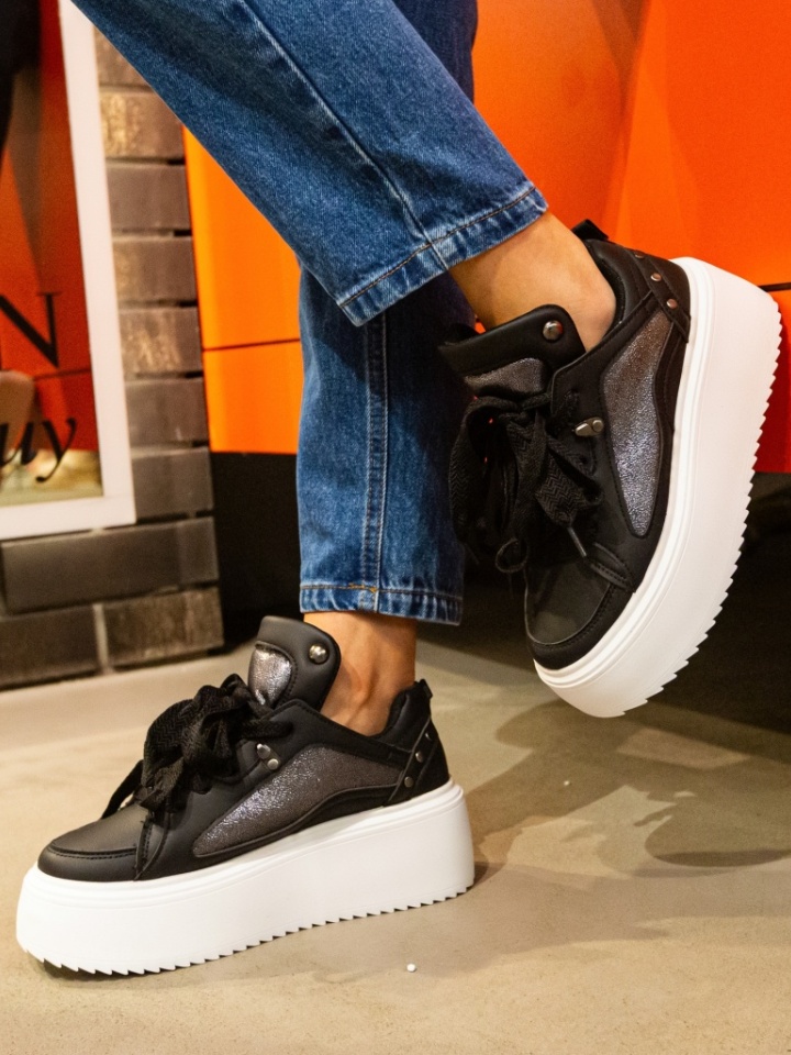 Sneakers dama Adetoku Negri