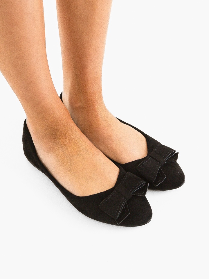 Balerini dama Keba Negri