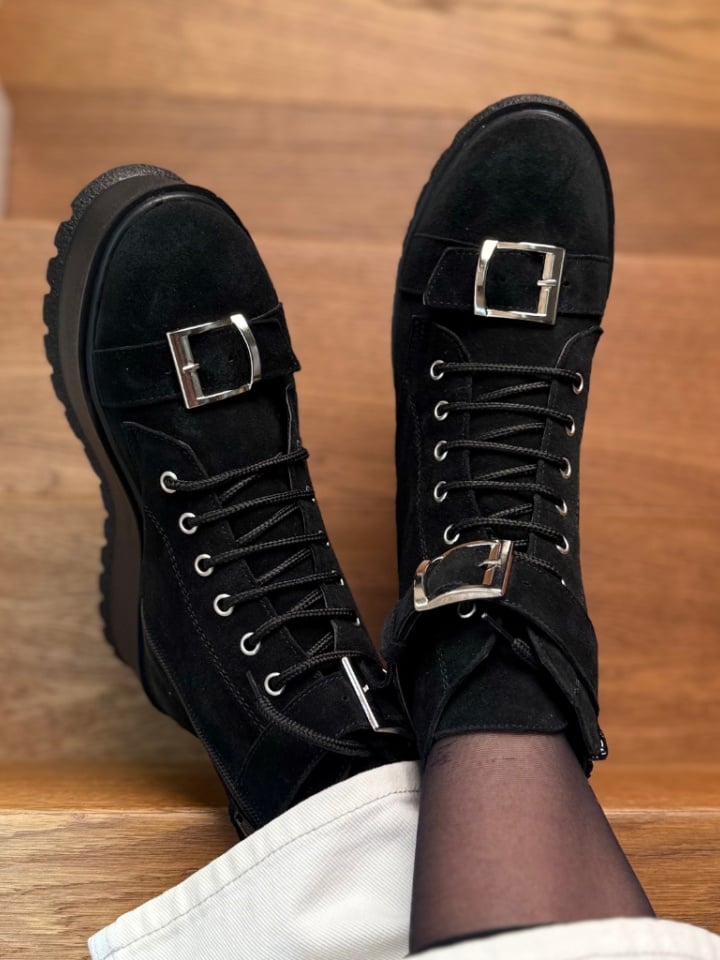 Ghete dama Anton Khaki