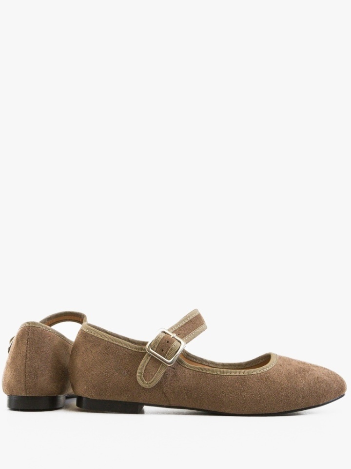 Balerini dama Bytyr Maro