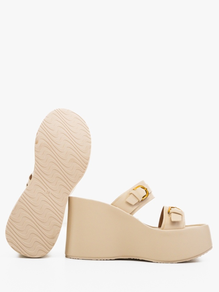 Platforme dama Kajjan Maro