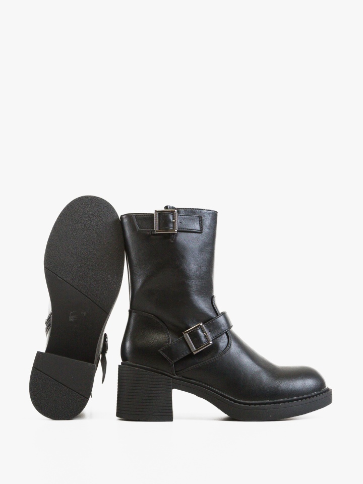 Ghete dama Amaan Maro