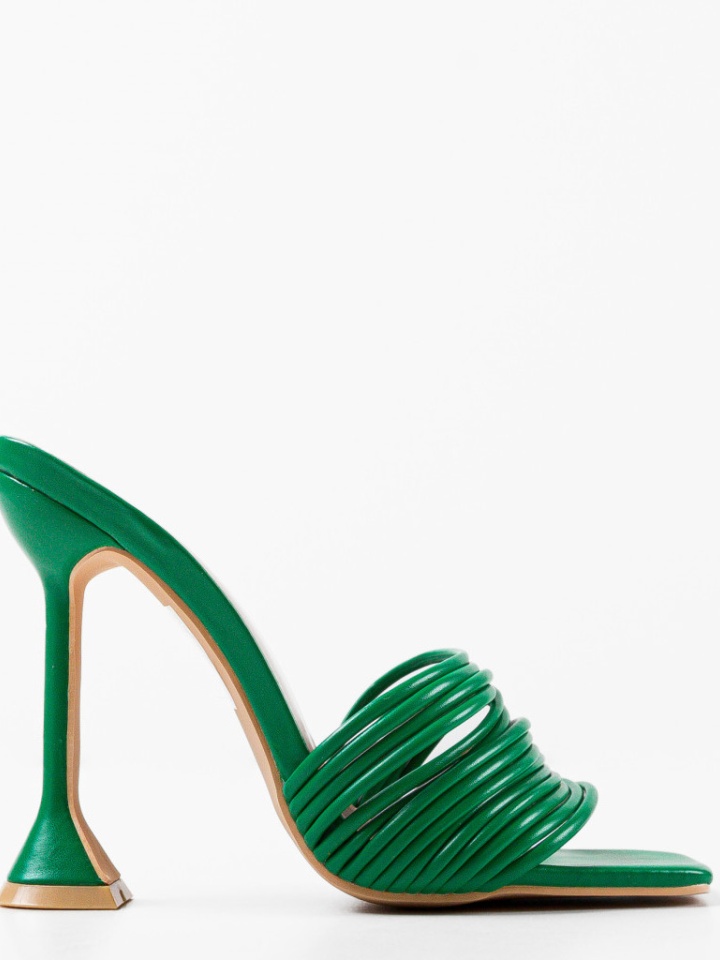 Saboti dama Chandler Verzi