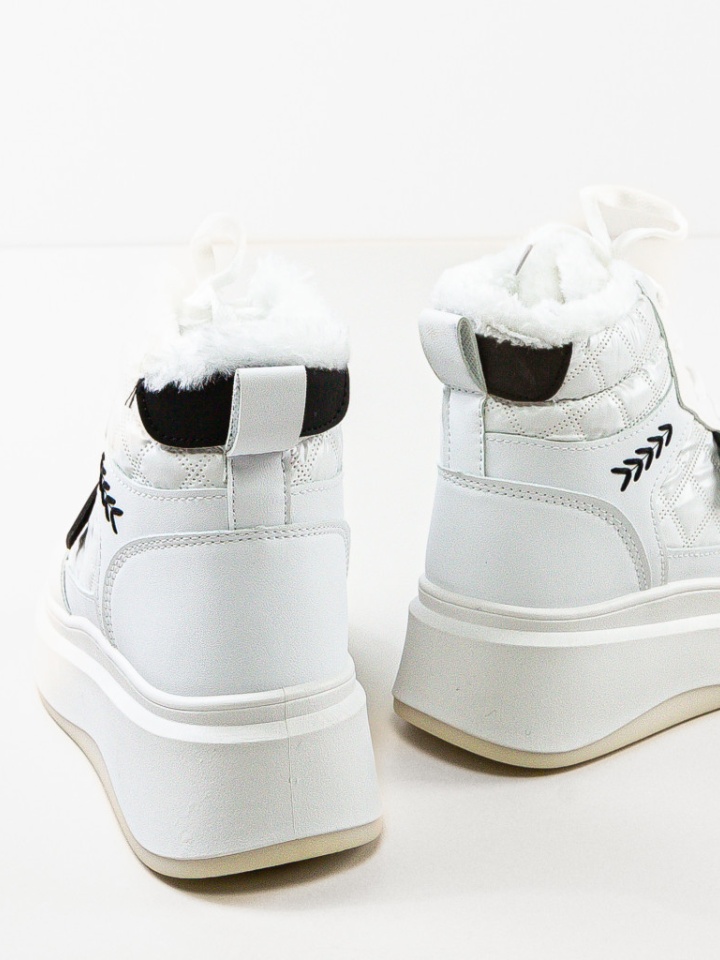 Ghete dama Magg Negre