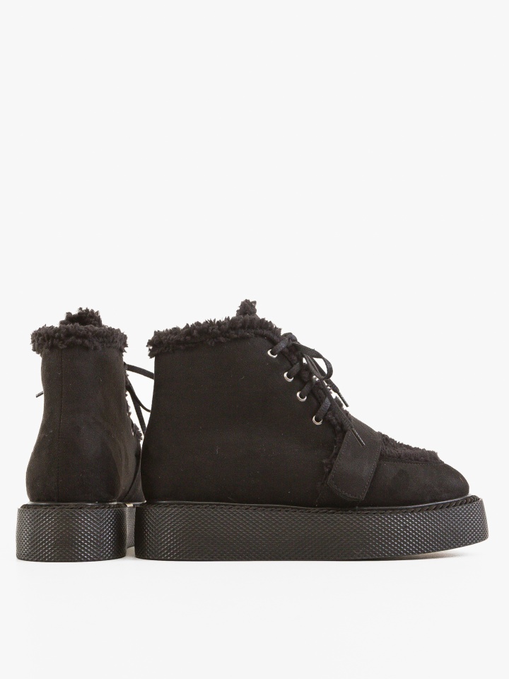 Ghete dama Olkan Grena