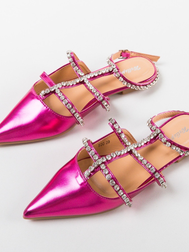 Balerini dama Tierney Roz