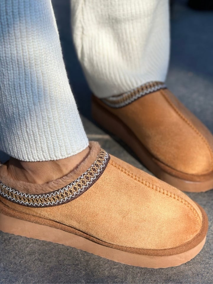 Papuci tip Ug Rive Camel