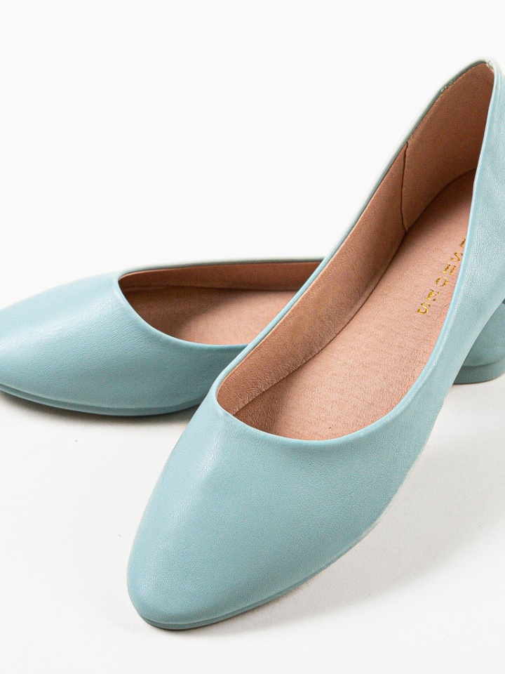 Balerini dama Kandar Roz