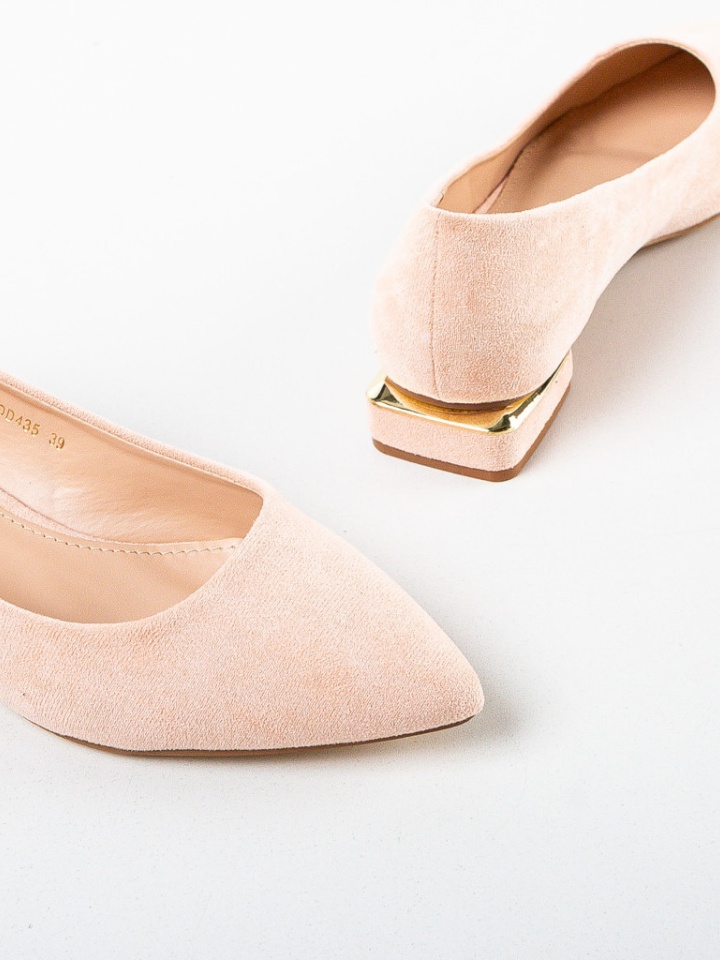 Balerini dama Chira Negri