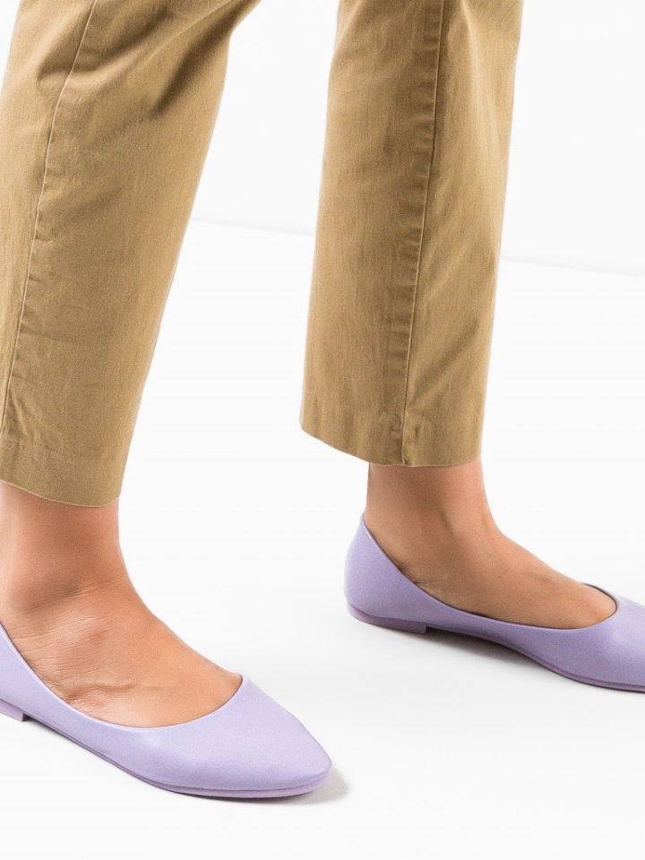 Balerini dama Kandar Roz