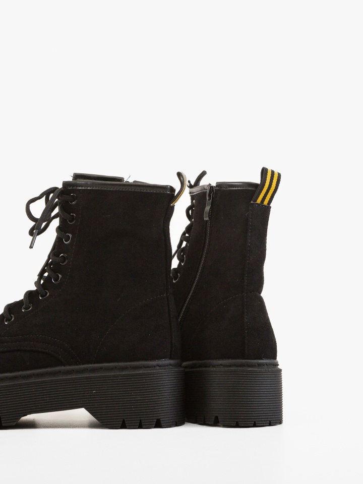 Ghete dama Ndidi Negre