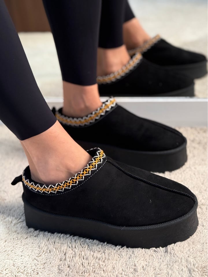 Papuci tip Ug Koba Negre