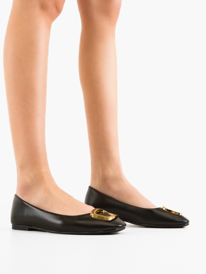 Balerini dama Yusra Negri