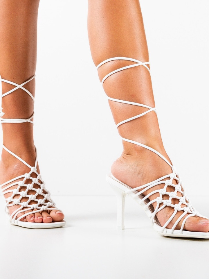 Sandale cu toc Griffin Negre