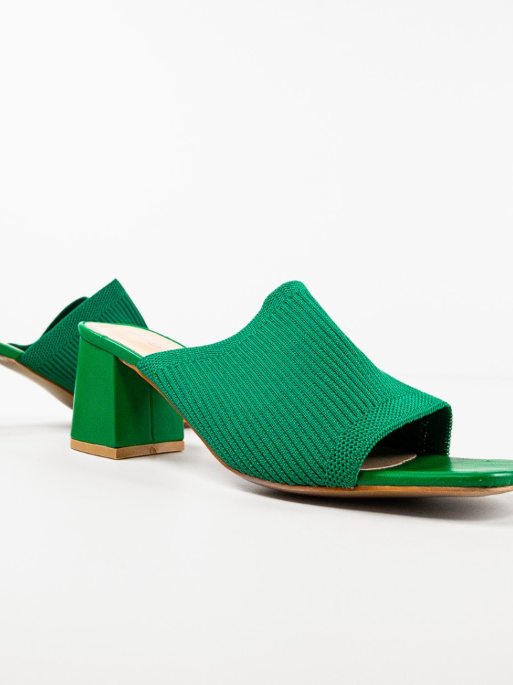 Saboti cu toc Batsel Mov