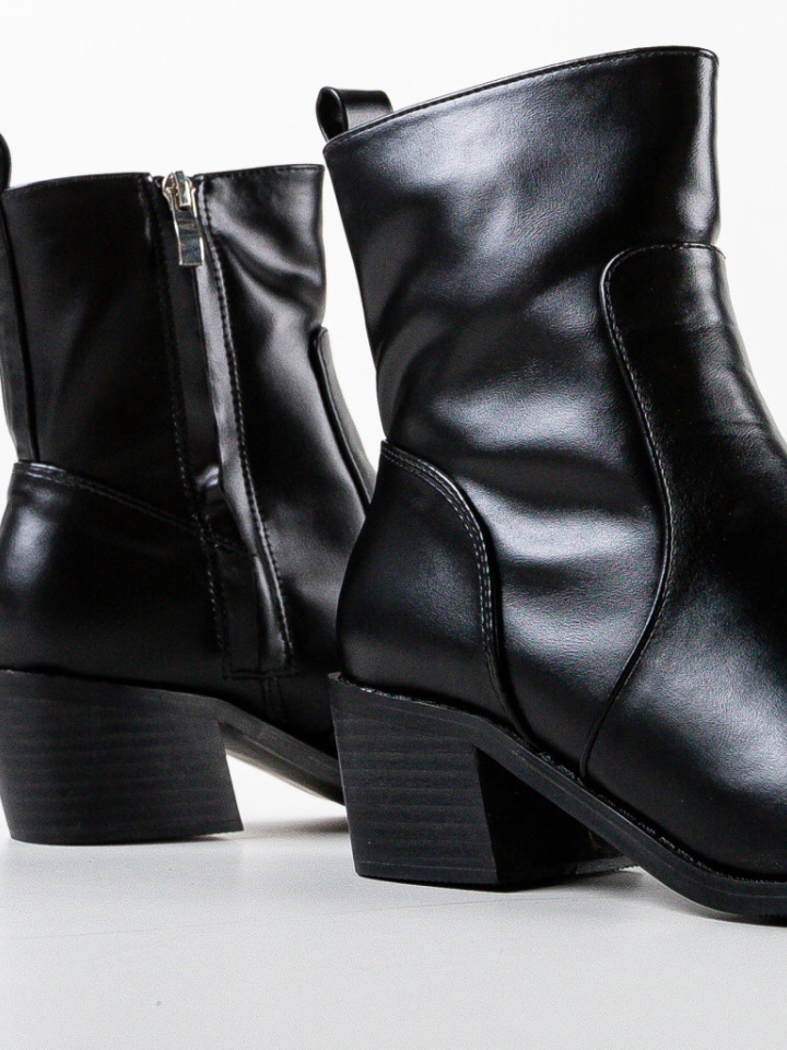 Botine dama Oreb Maro