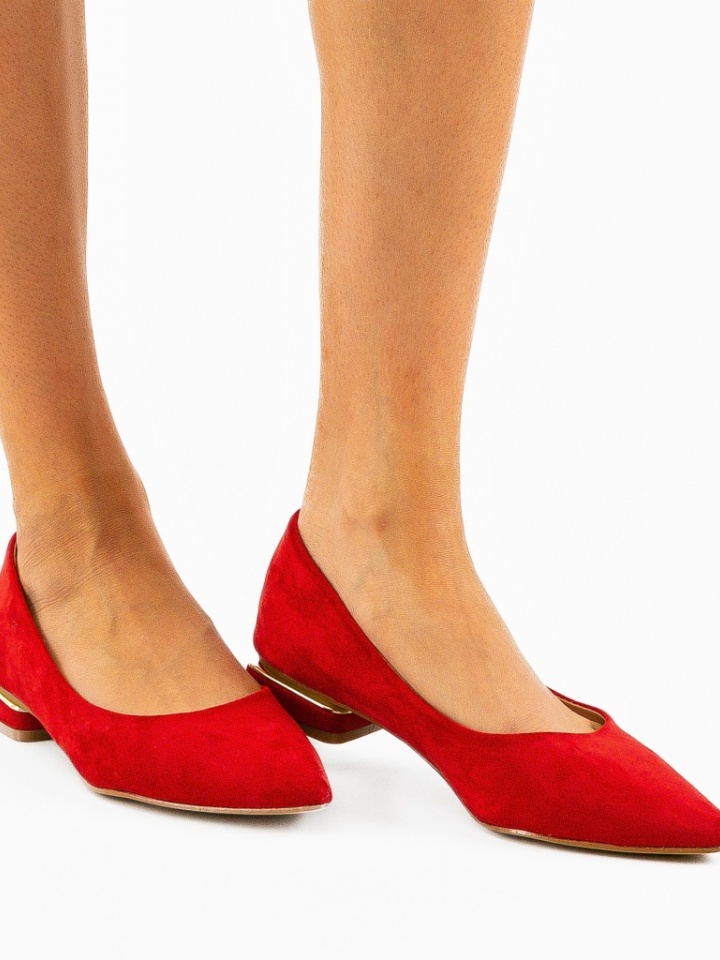 Balerini dama Chira Negri