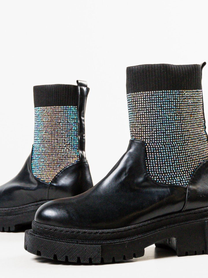 Ghete dama Hari Negre