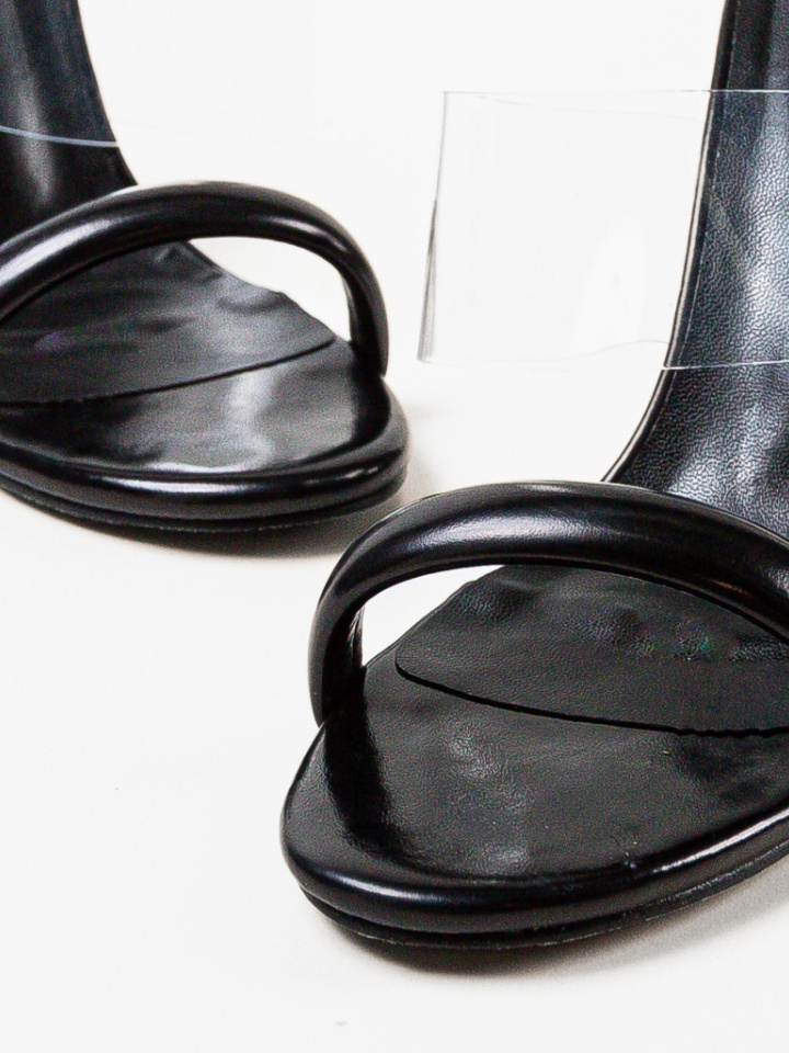 Saboti dama Maliha Negri