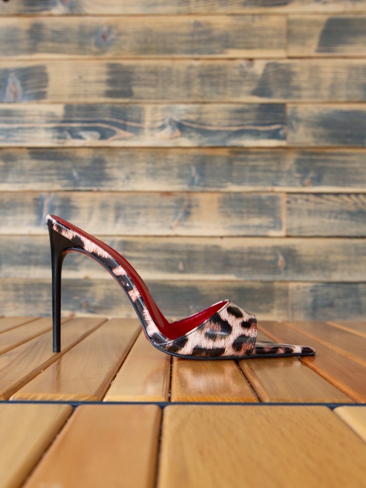 Saboti dama Tyon Print