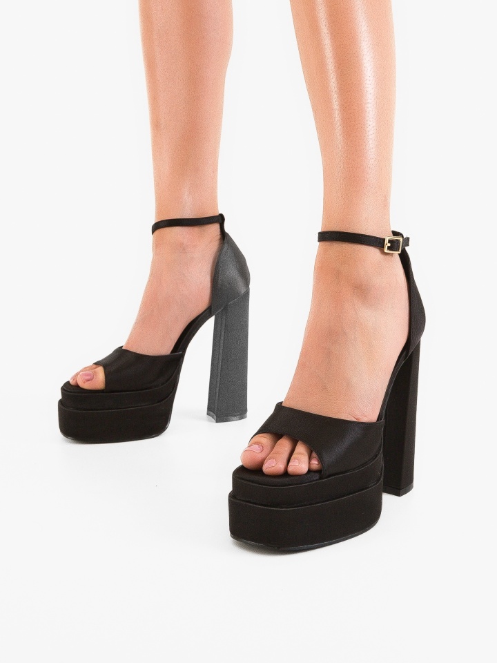 Sandale cu toc Haynes Negre