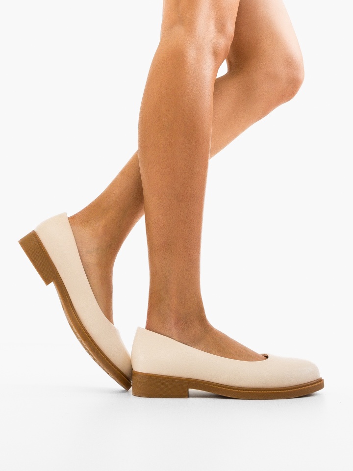 Balerini dama Dabby Albastri