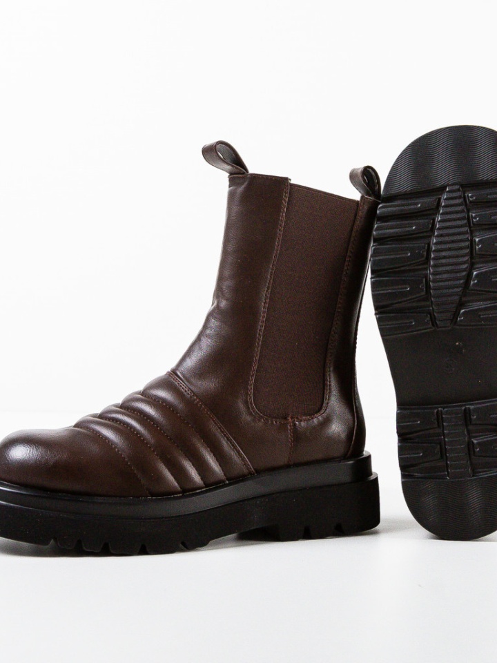 Ghete dama Julian Maro