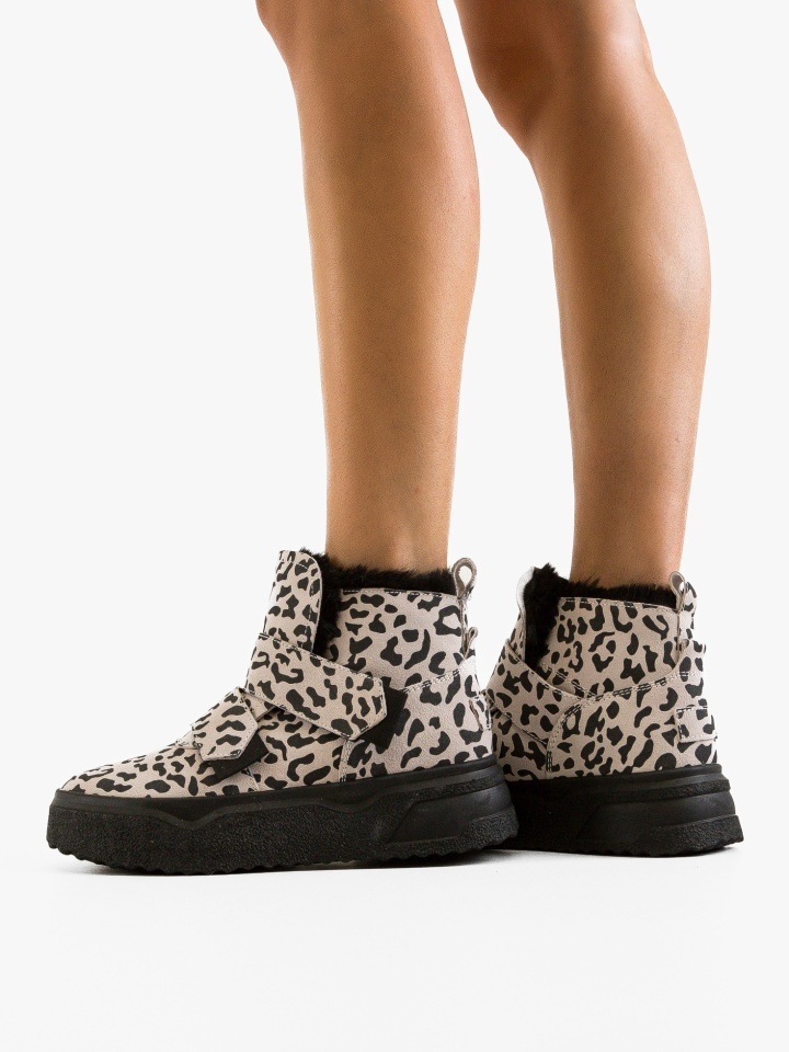 Ghete dama Patreg Camel