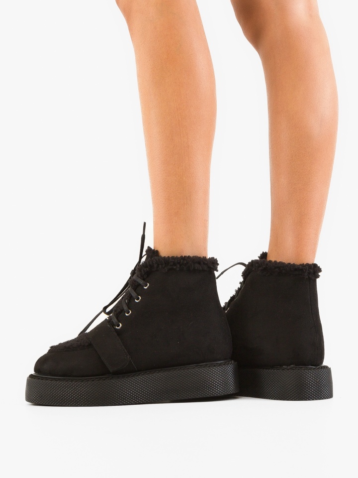 Ghete dama Olkan Grena