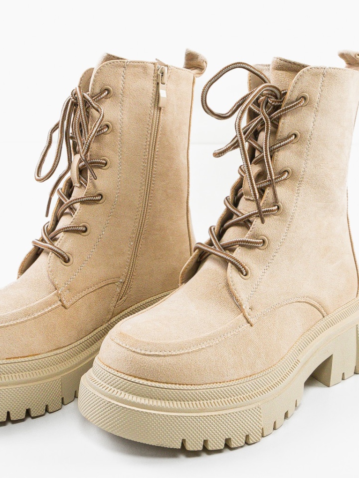 Ghete dama Julie Camel