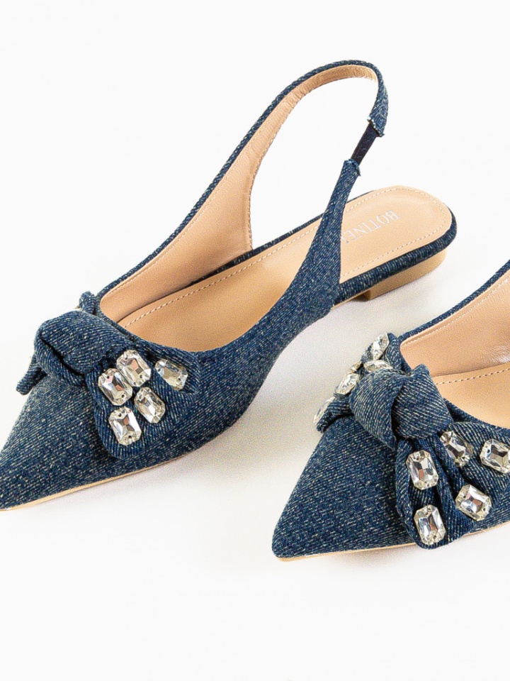 Balerini dama Zorro Negri