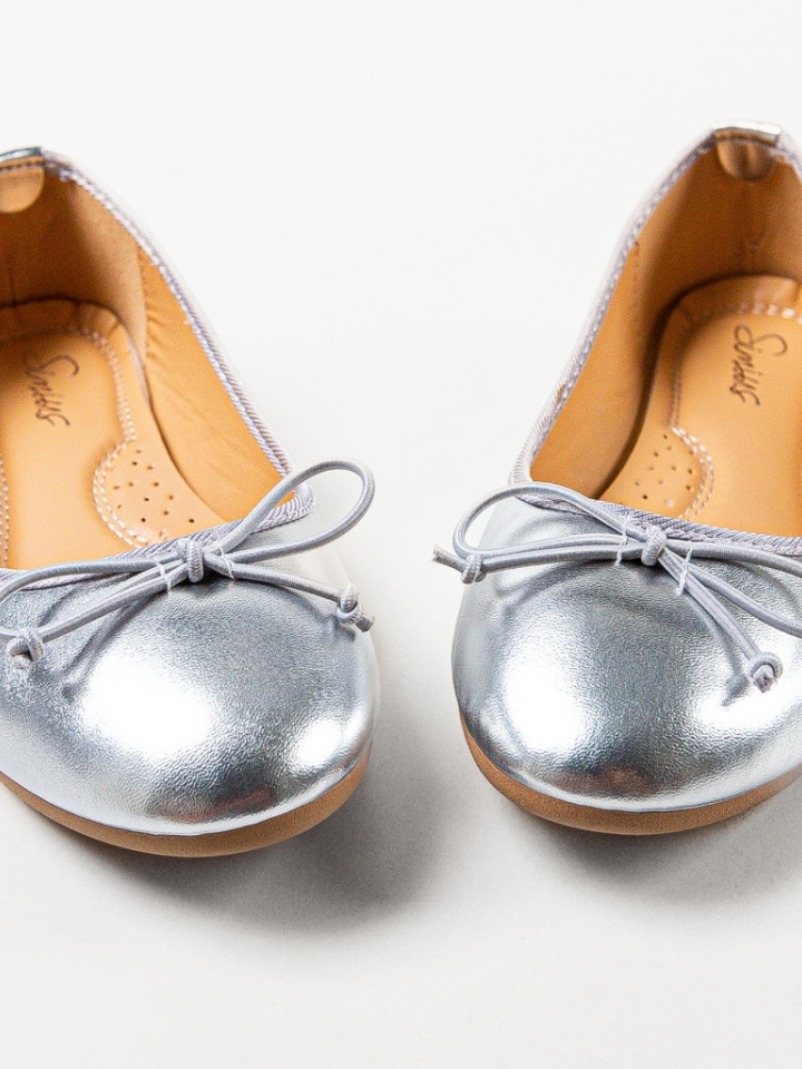 Balerini dama Singh Bronze