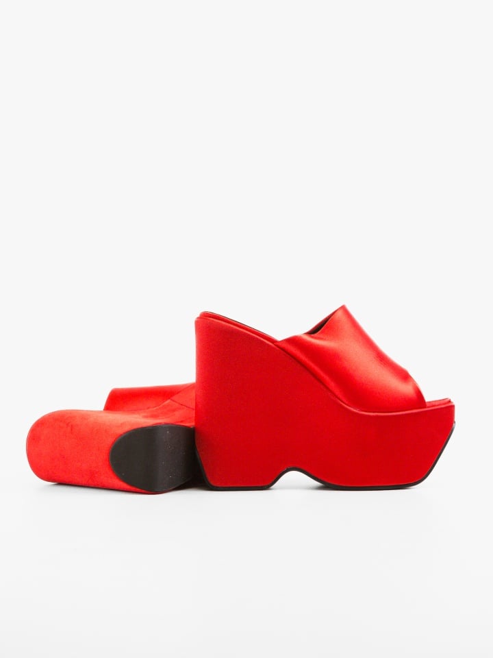 Saboti dama Kayleig Rosii