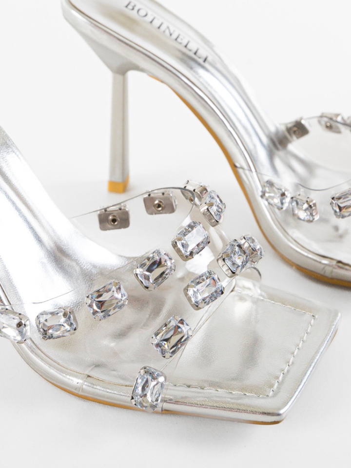 Saboti cu toc Nannie Roz