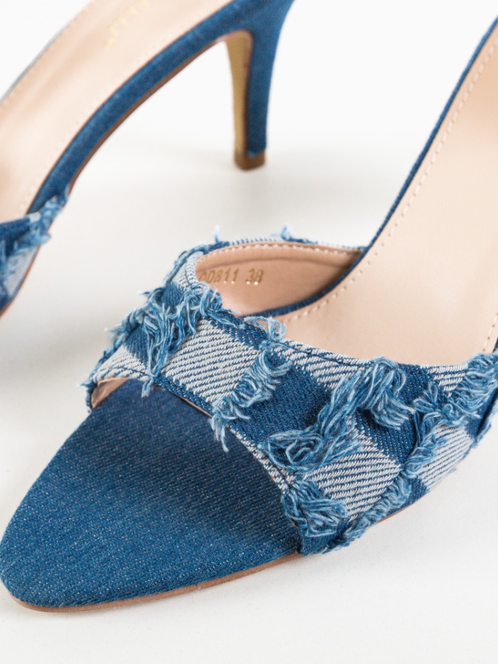 Saboti dama Fulgenzio Maro