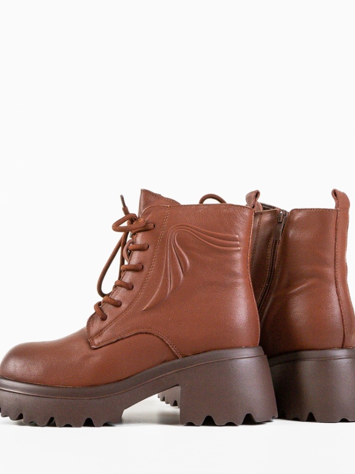 Ghete dama Dara Negre