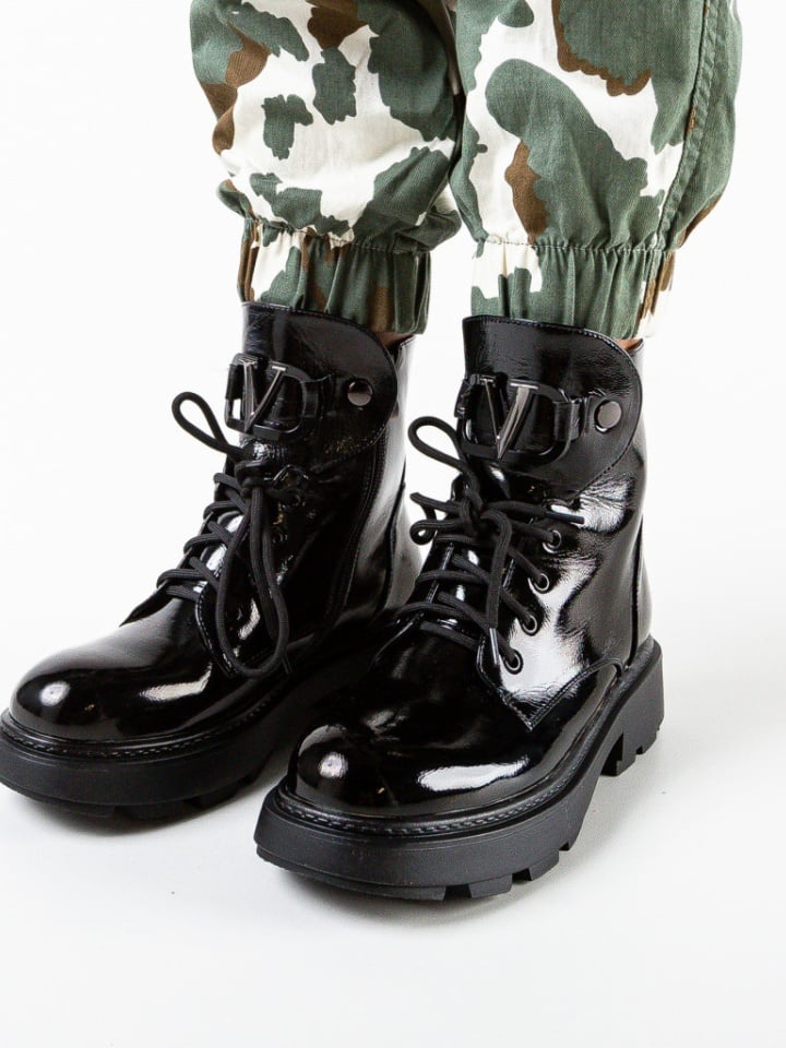 Ghete dama Krisha Negre