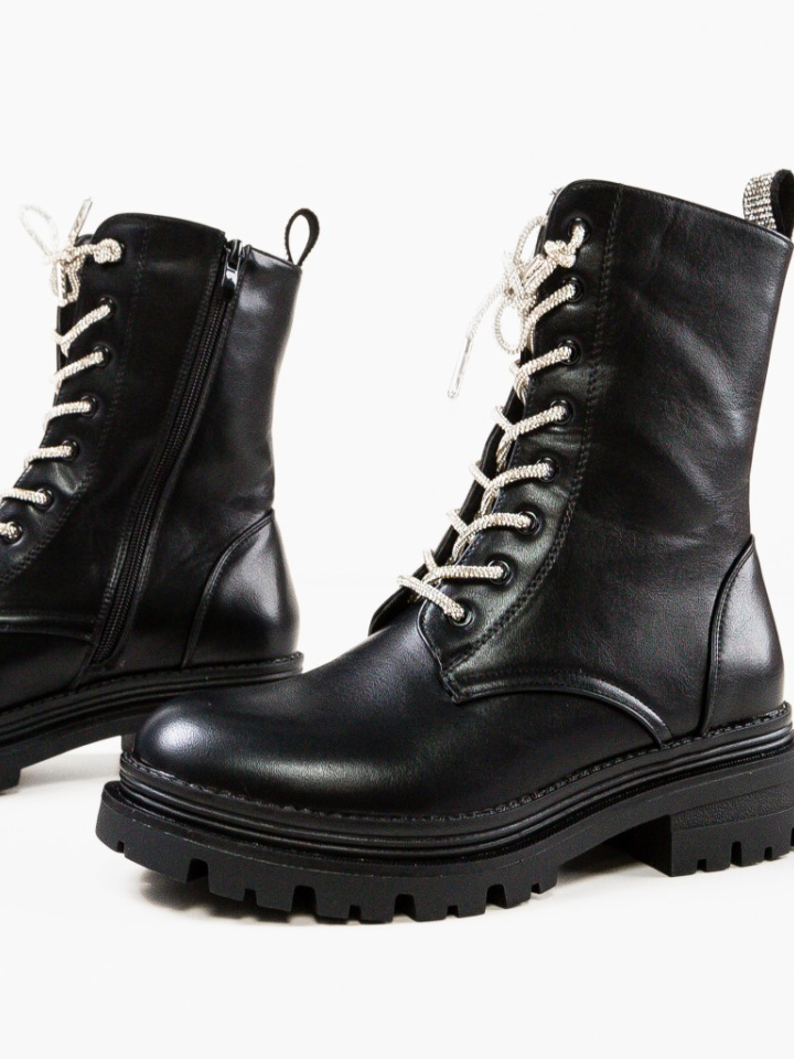 Ghete dama Sahil Negre