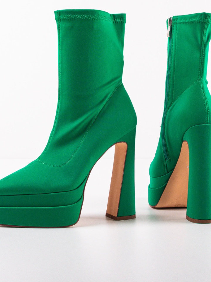 Botine dama Bhumi Bej