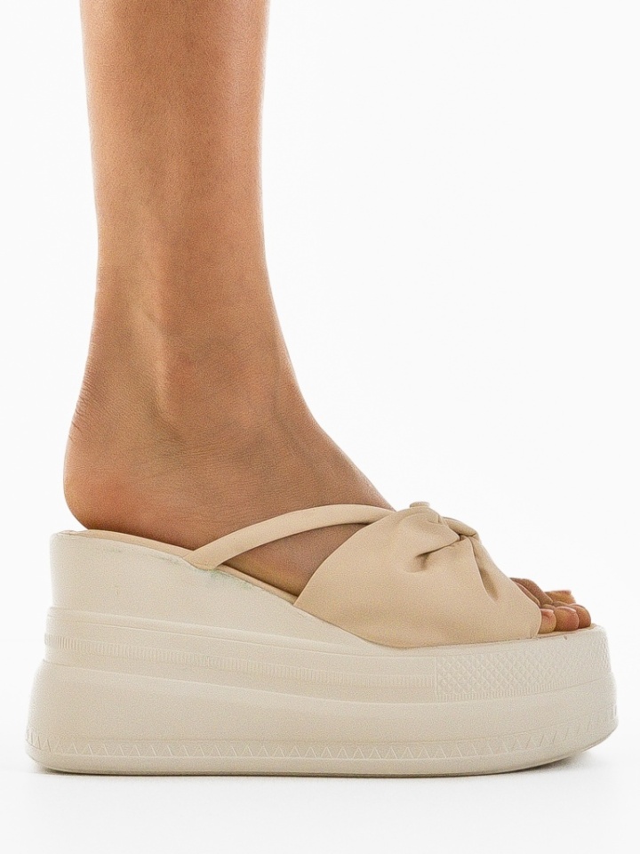 Saboti dama Banna Fuchsia