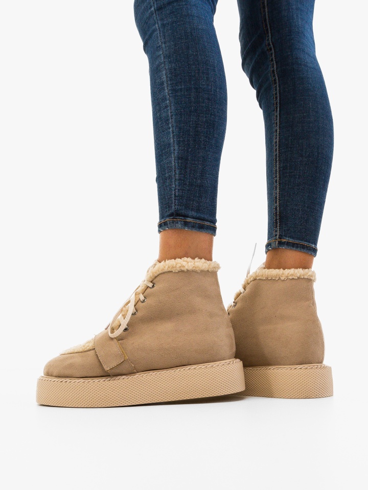 Ghete dama Olkan Grena