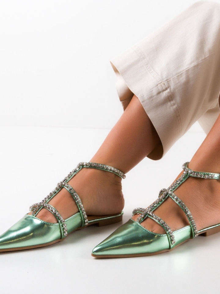 Balerini dama Tierney Roz