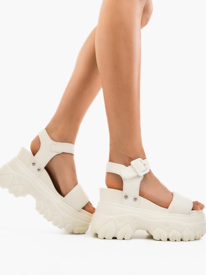 Platforme dama Glanhe Albe